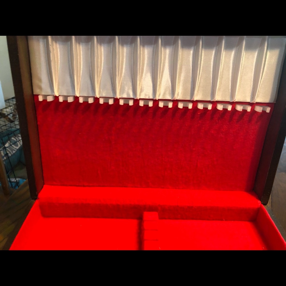 Flatware One Drawer Chest - Picture 6 of 6